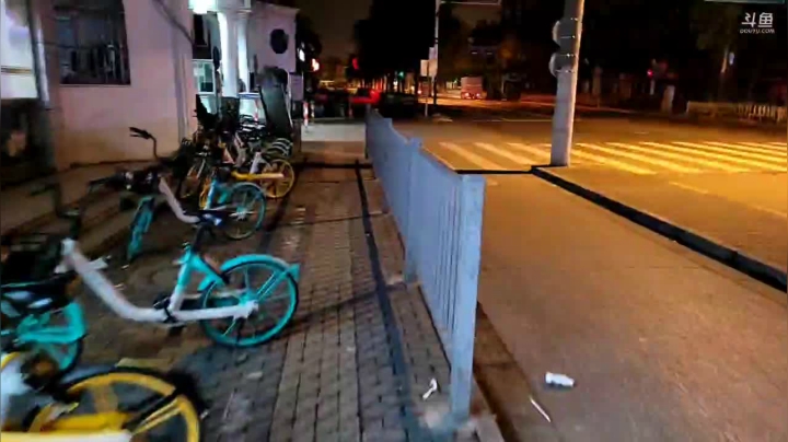 【2021-05-13 01点场】黑人毅：衣服这周内会上架
