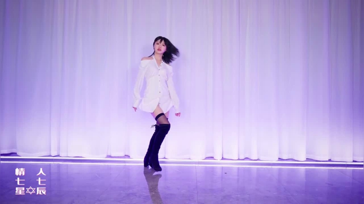 LISA版《情人》 掉入我的暧昧陷阱 - 躺着看情人