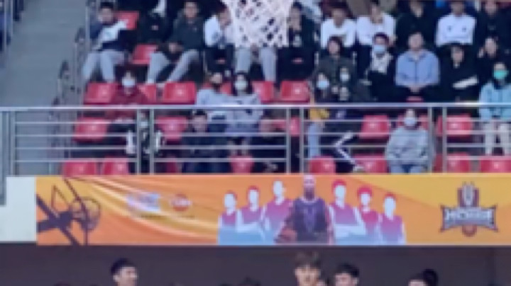 昱老湿丷发布了一个斗鱼视频2021-05-15