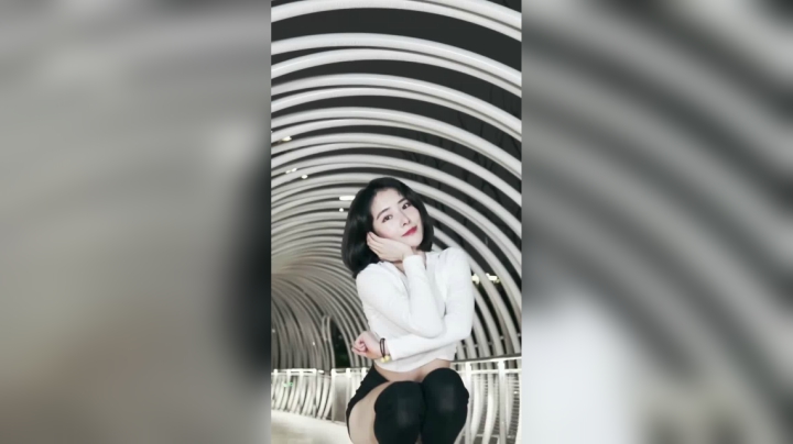 【【沫沫竖版】性感御姐，可爱妹妹，甜满你的心~《Rollin'》椅子舞全曲翻跳4K，有花絮哦~-