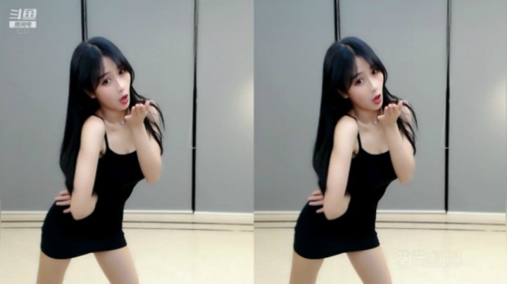 小深深儿：来看跳舞啦！~