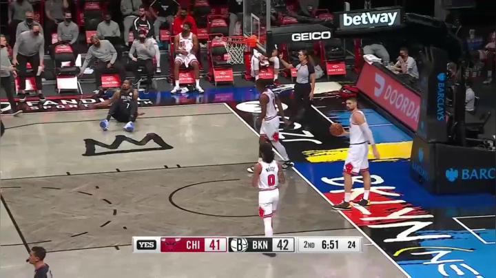 NBA-4637300351304077-01