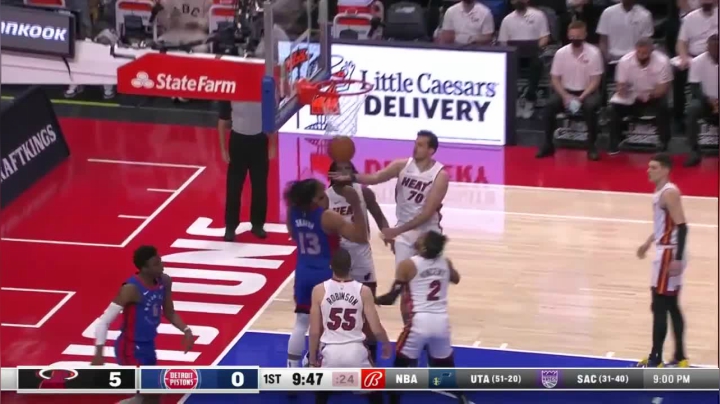 NBA-4637761657899433-01