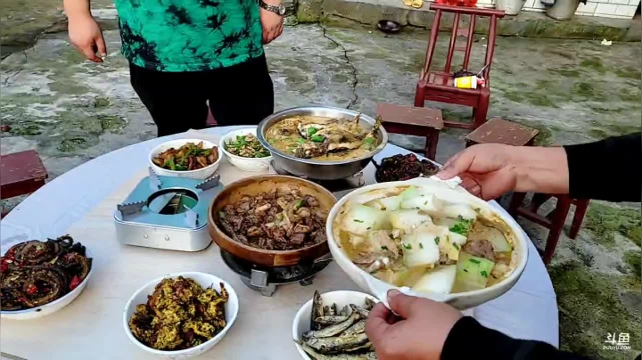 【2021-05-18 18点场】魅力生活i：带大家看世外桃源