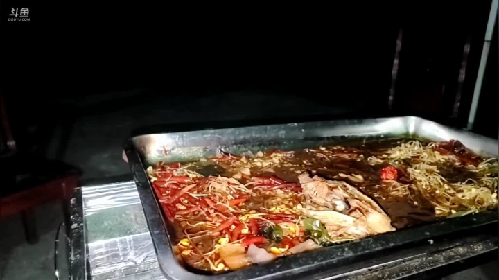 【2021-05-18 21点场】叶子户外：《纪实直播》新疆哈密