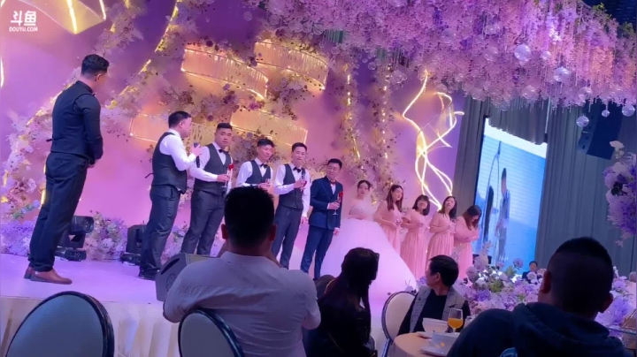 【2021-05-19 17点场】BN丶罗伟：婚礼现场 祝自己新婚快乐！