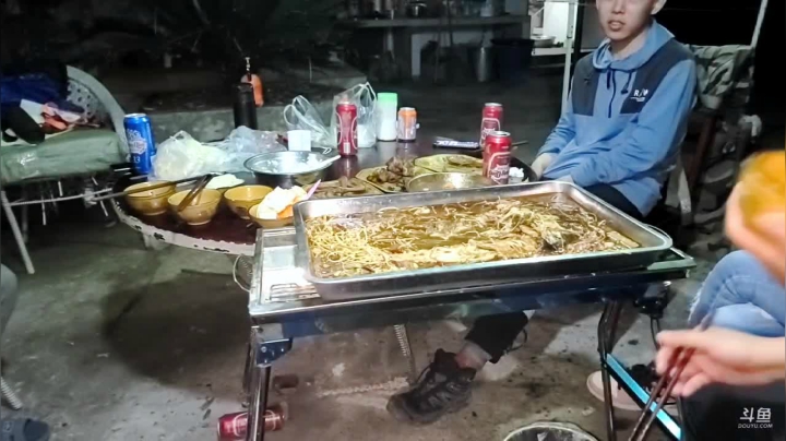 【2021-05-19 20点场】叶子户外：《纪实直播》新疆哈密