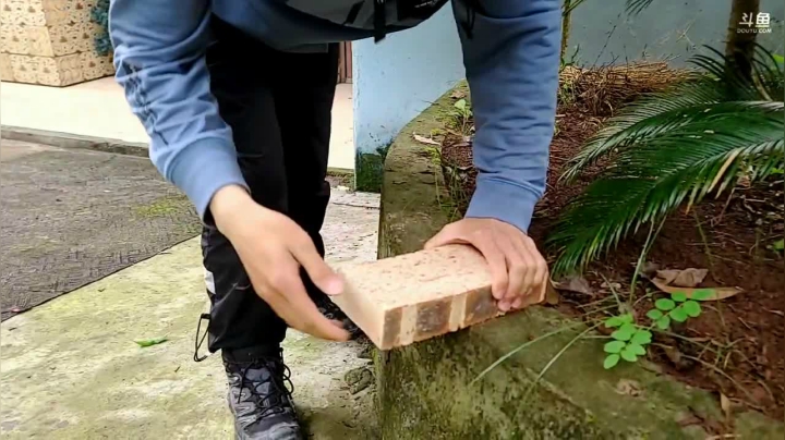 【2021-05-19 16点场】叶子户外：《纪实直播》新疆哈密