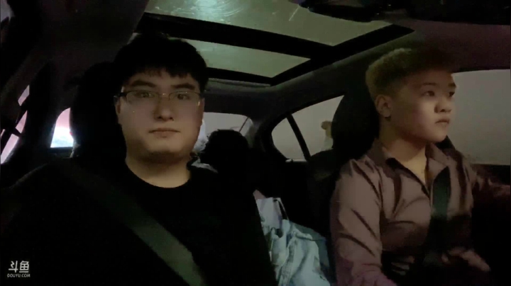 【2021-05-19 10点场】BN丶罗伟：直播结婚弄了