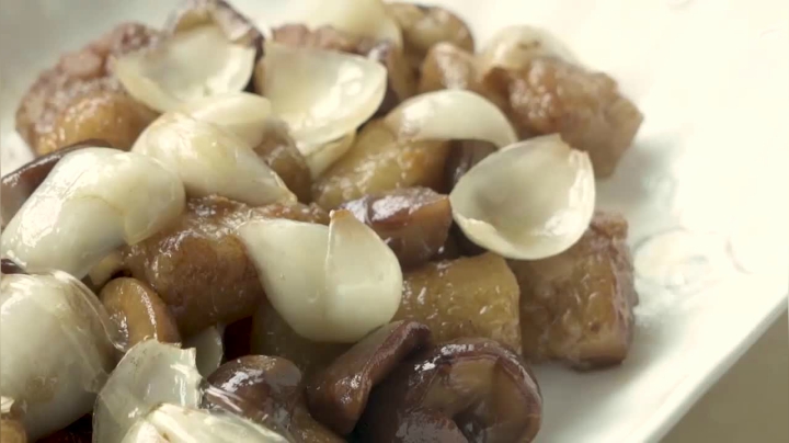 我在斗鱼看YESHI小哥直播美食