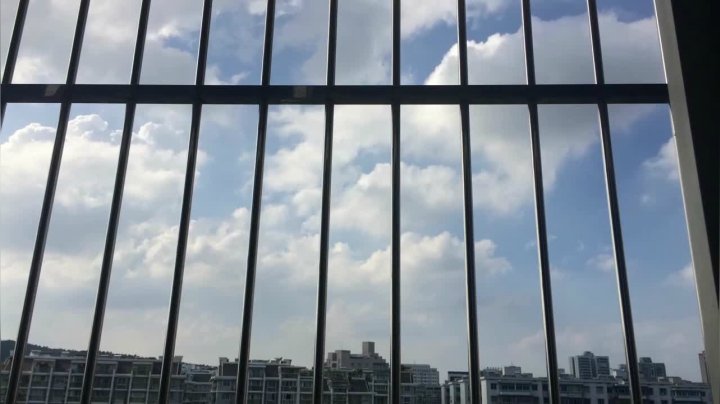 我在斗鱼看YESHI小哥直播美食