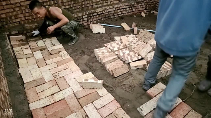 【2021-05-21 06点场】叶子户外：《纪实直播》新疆哈密