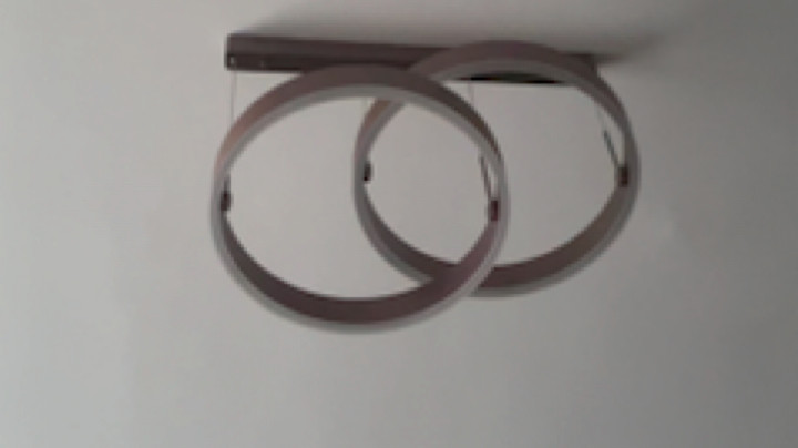 人被吵晕掉了 起床头疼 我知道我这个月请假太多啦 最近搬新家 也没怎么睡好过 我调整下 评论抽10个52红包当赔罪 [鲨鱼住口]  苦苦