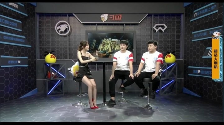 穿越火线带你看妹妹！！