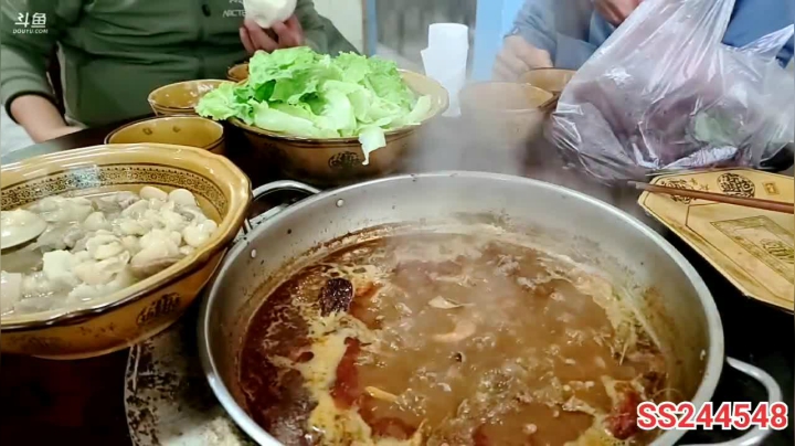 【2021-05-26 11点场】叶子户外：《纪实直播》新疆天山天池