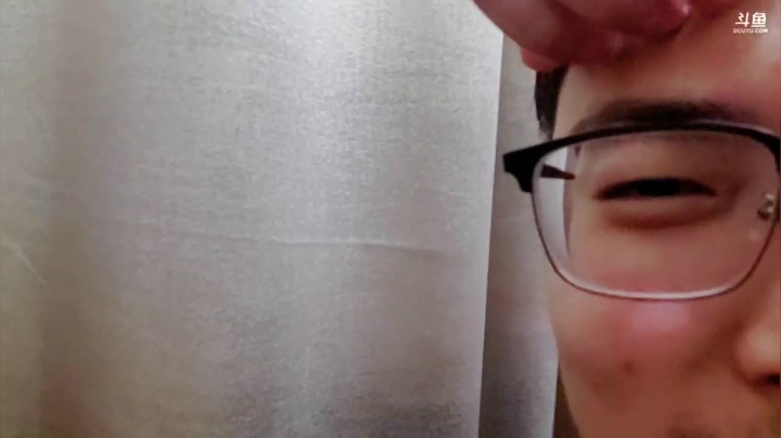 我在斗鱼看威海大叔直播户外