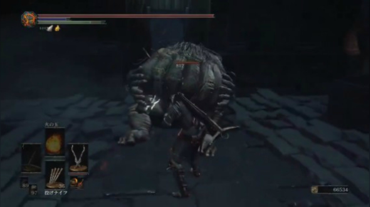 玩了五年黑魂3第一次知道用飞刀都能枪反的