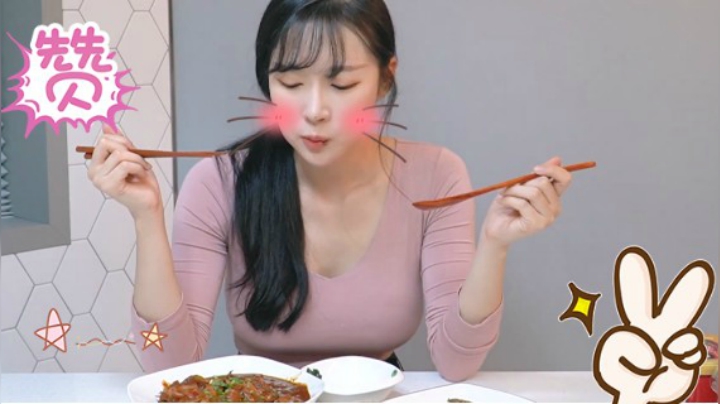 小姐姐做料理 粉粉嫩嫩很下饭