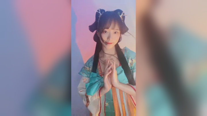 实习之旅真的很辛苦，不过我回来了！每天下班后一起来玩呀！！下周1晚上8点，准时直播间见哦！！