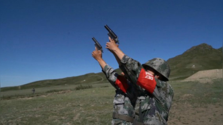 【第一军视】震撼出击！带你感受重火器的节奏