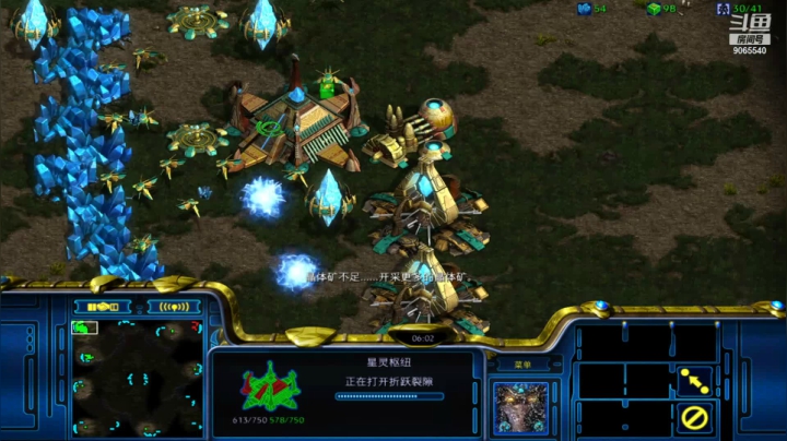 【星际争霸】慢手pvz 遇到一个操作奈斯的z 各种秀