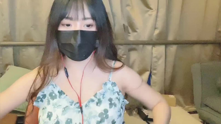 一条小团团2021_06_06露脸