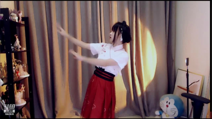 【哈尼九 舞蹈】06-08 21:16