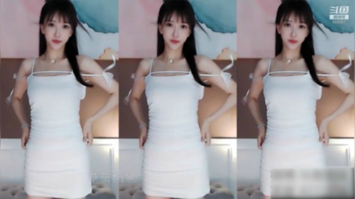 南妹儿呀跳舞中，来看跳舞啦！~