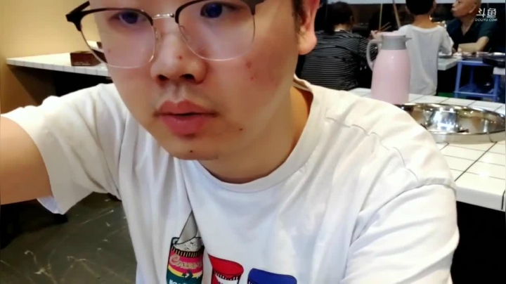 【英雄联盟】网友张顺飞的精彩时刻 20210614 06点场