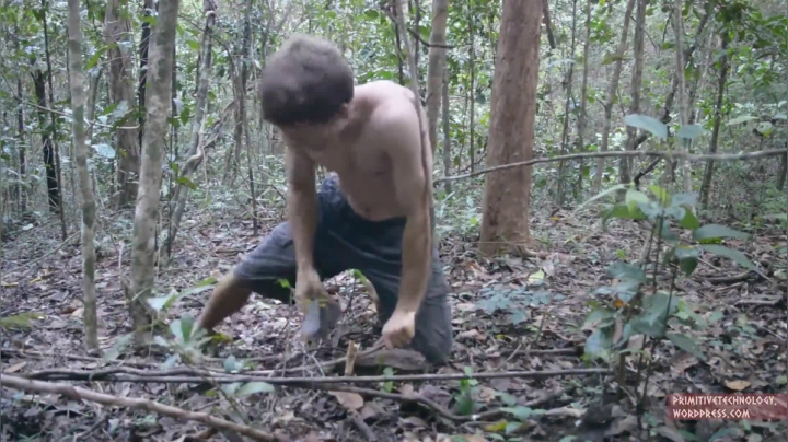 18_山上的茅草屋 (1)户外空手鼻祖 短裤荒野 原始技术 出书始末
