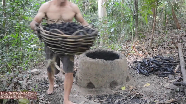 40_小铁珠 (3)有鱼币的朋友，点进视频投个币吧