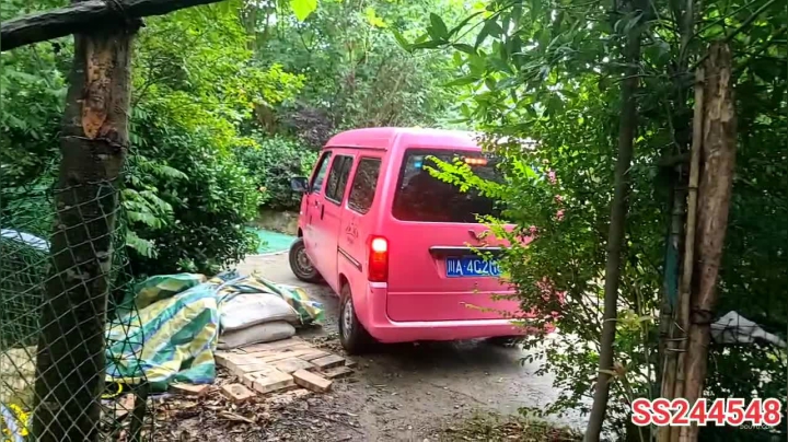 【2021-06-17 14点场】叶子户外：基地生活猪圈完工