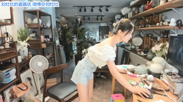 【2021-06-19 12点场】刘灶灶：刘灶灶的瓷器，周6啦