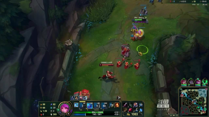 暴力格温18杀拿下水晶，对手气到投降