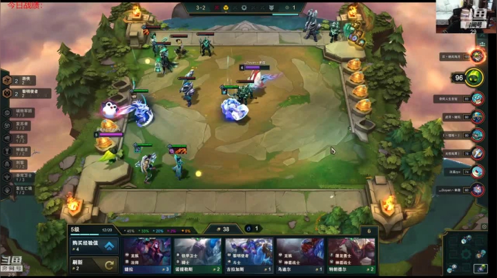 6圣光卫士1永猎双子1神王2神谕者2秘术师2骑士2游侠，盖伦伤害爆炸成功吃鸡