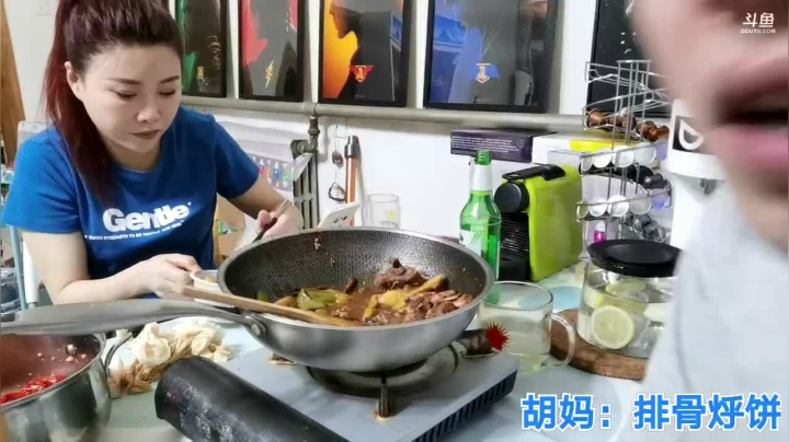 我在斗鱼看无尽无尽的无尽直播美食