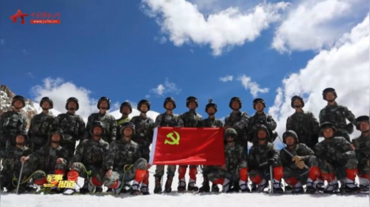 【直击演训场】青藏高原：侦察兵挑战海拔5600米冰川雪峰