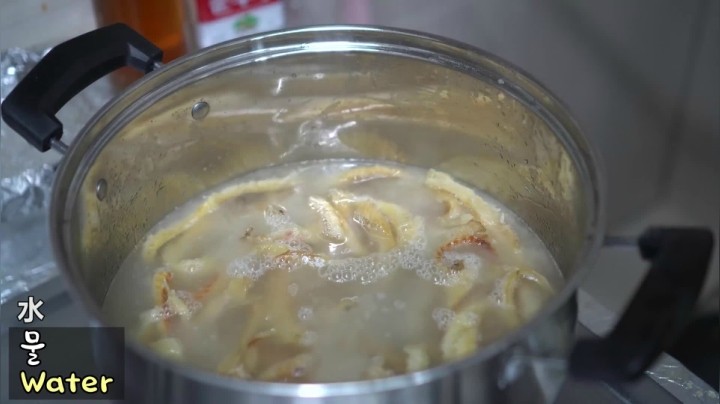 教你制作美味的红烧莲藕、干鳕鱼汤，看起来就让人食指大动！