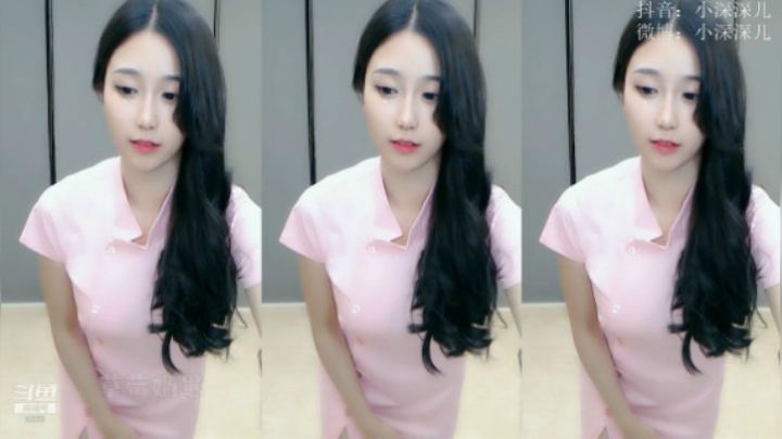 小深深儿：正在跳舞中哦，点进来看跳舞吧！~