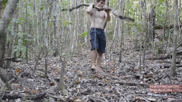 户外空手发展祖师爷P14_烧制木炭澳洲小哥高清字幕版