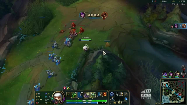 提莫和队友配合默契，轻松赢得比赛