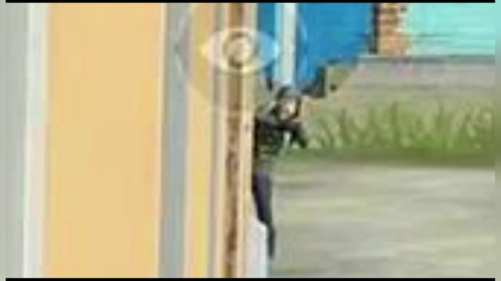 【Dy合群】单人四排一个人打两队，聚精会神注意房外，一转头发现敌人就在身后默默地看着自己