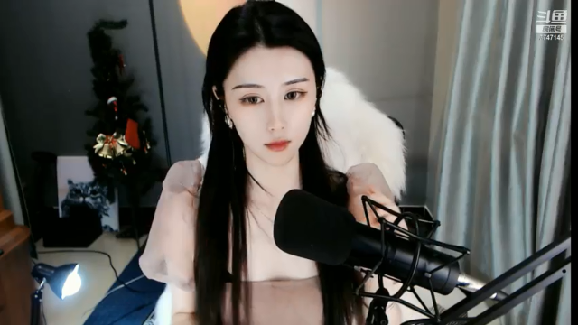 【2021-06-24 23点场】青台miss：哥哥 这里可介绍不了我