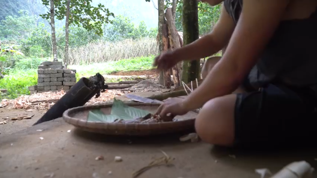 第三季2k蓝光 E117大水车【(28)真人我的世界-空手发展-单人炼铁】