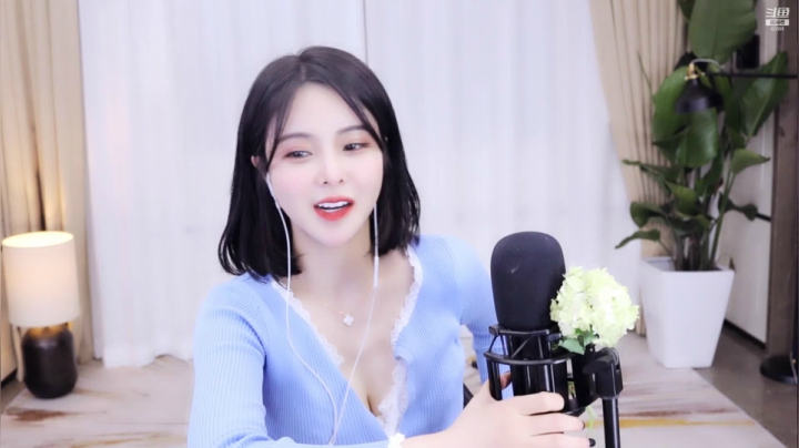 【2021-06-26 23点场】苏恩Olivia：苏恩：晚上好哦