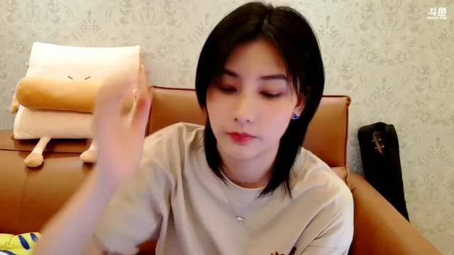 【2021-06-28 18点场】我是唐菲：是音乐让我们 东拼西凑在一起