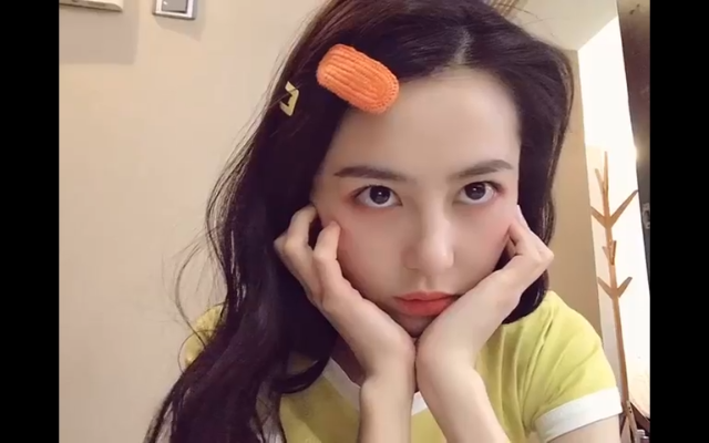 来个自拍