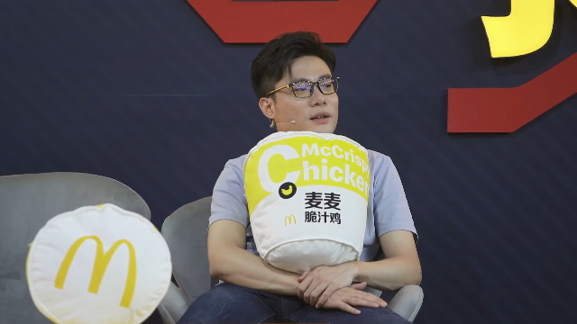 我在斗鱼看斗鱼官方直播直播英雄联盟