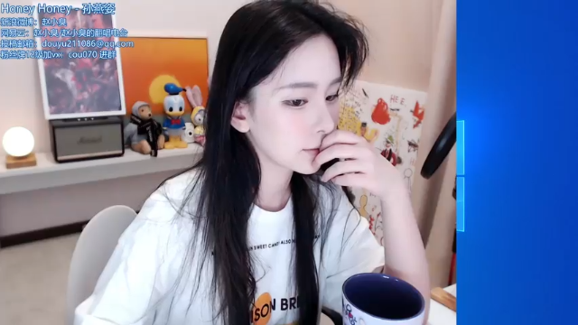 【2021-06-29 20点场】赵小臭：凑凑： 周二来啦~