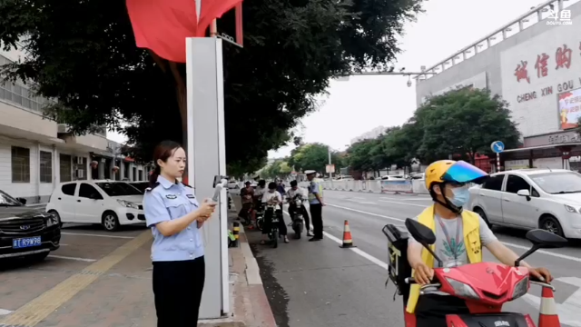 【2021-06-29 09点场】衡水安平交警：安平交警一盔一戴交通安全宣传